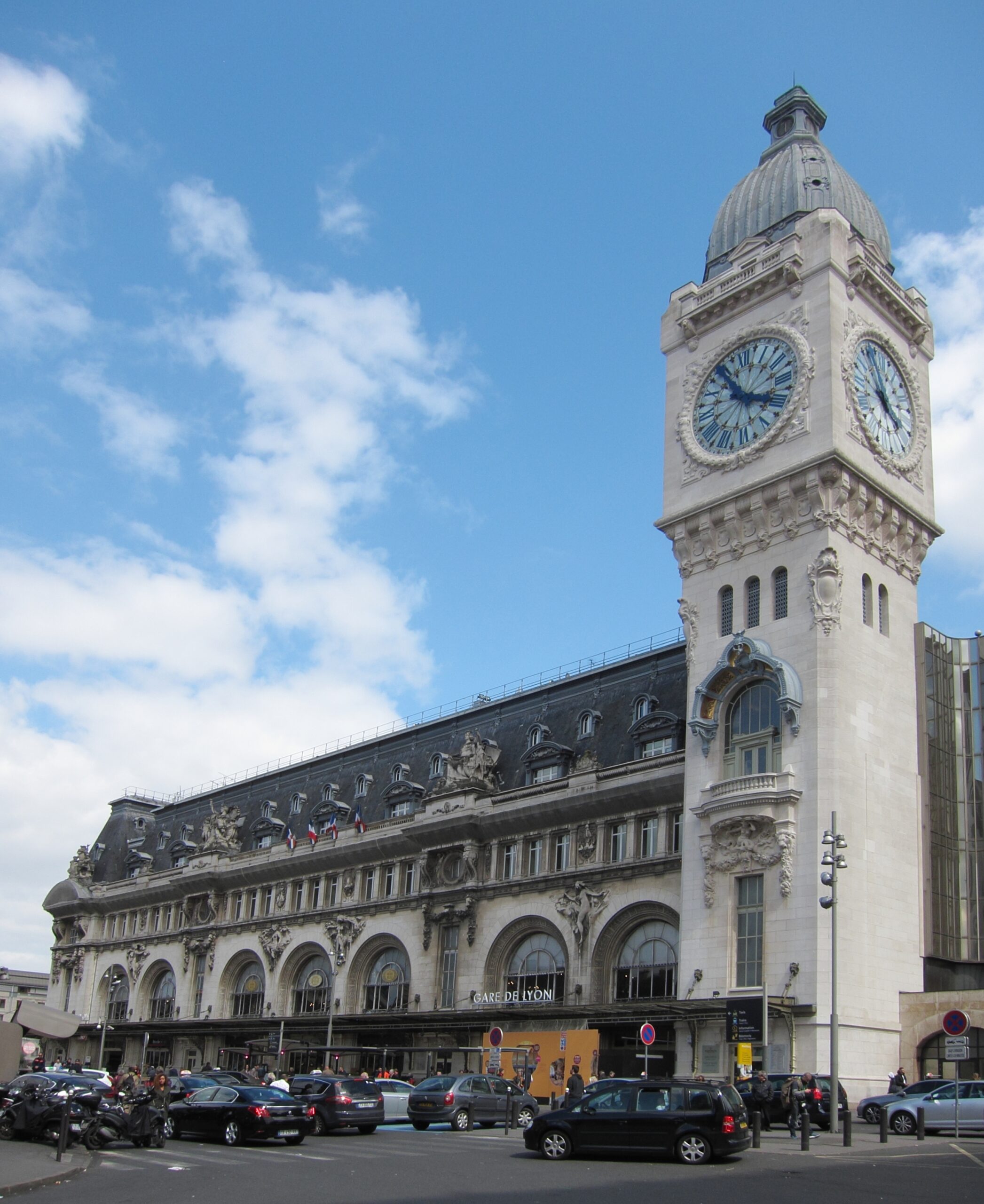 Paris, où AMELIORE dispose d'un bureau, à proximité de la gare de Lyon